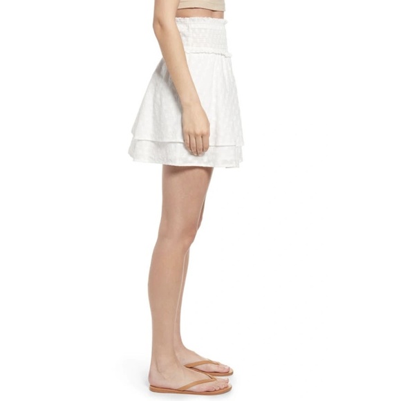 NEW Rails Addison Embroidered Daisy Smocked Waist Tiered Mini Skirt in White M - Picture 10 of 13